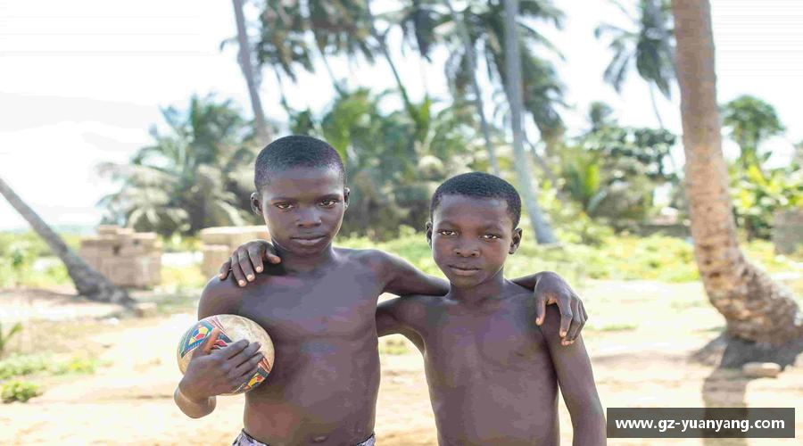 ac米兰官方打破常规，创造传奇